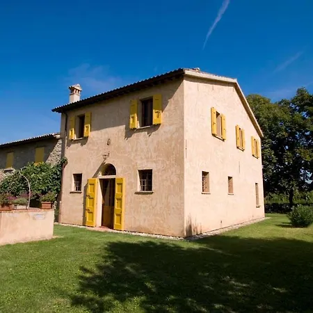 Sleeps 6 With Pool And Wifi Brisighella