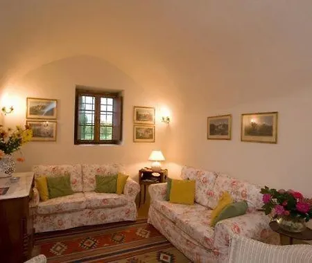 Apartmán Sleeps 6 With Pool And Wifi *