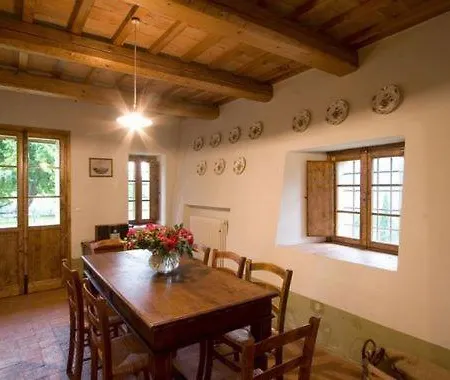 Apartmán Sleeps 6 With Pool And Wifi *